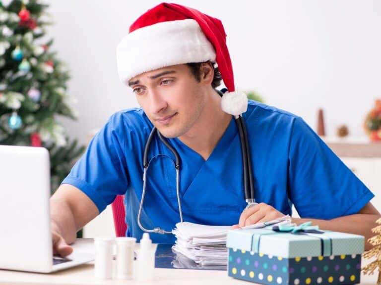 17 Best Gifts for Medical Students