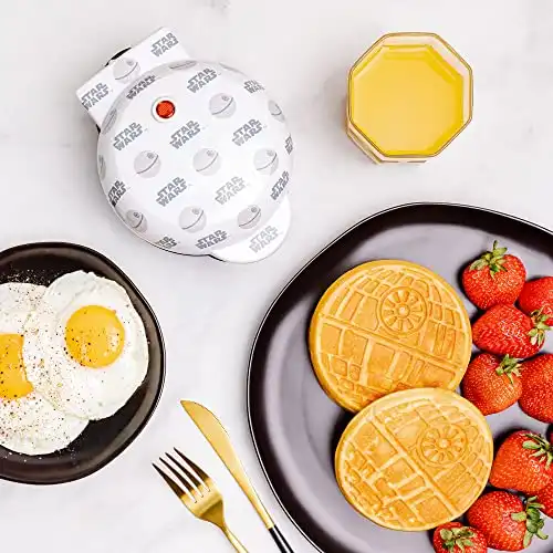 Death Star Mini Waffle Maker